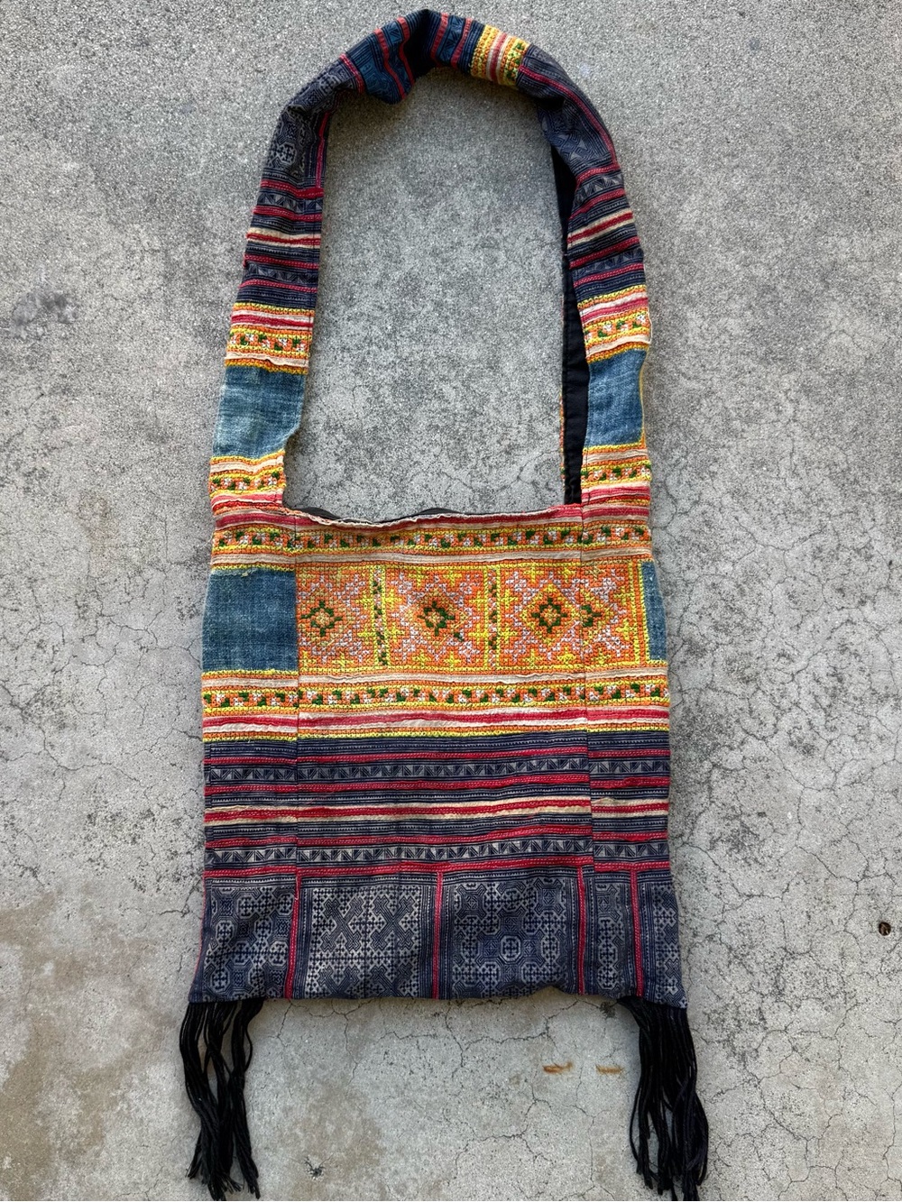 Boho Patchwork Embroidered Crossbody Hobo Bag Multi Color Hippie Artisan Slouchy